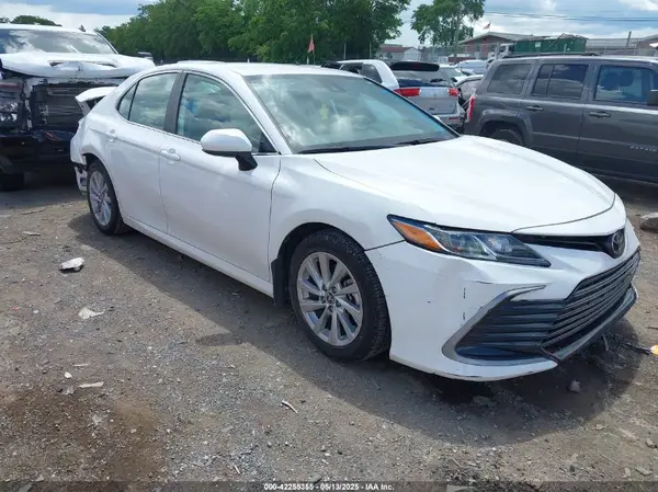 4T1C11AK9PU108132 2023 TOYOTA CAMRY - Image 1
