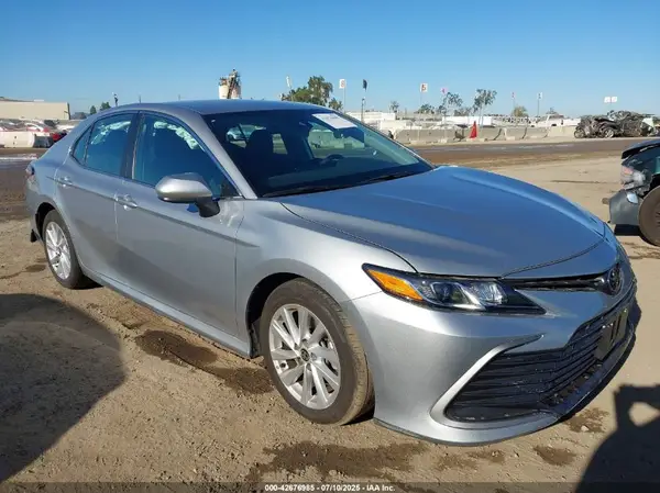 4T1C11AK9PU108258 2023 TOYOTA CAMRY - Image 1