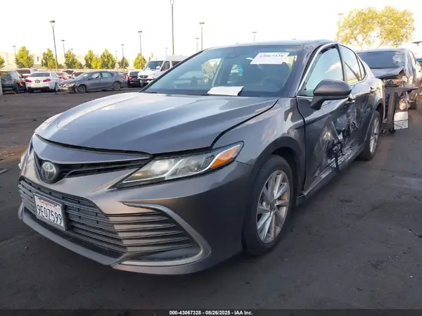 4T1C11AK9PU109877 2023 TOYOTA CAMRY - Image 2