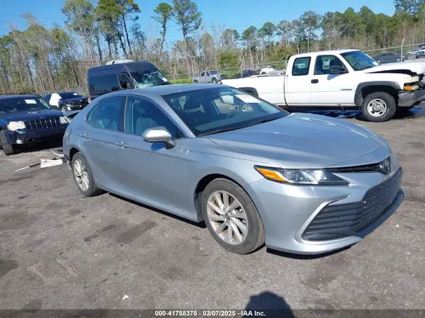 4T1C11AK9PU111919 2023 TOYOTA CAMRY - Image 1