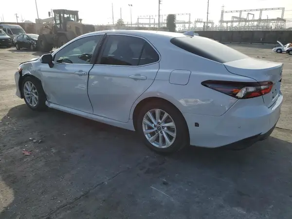 4T1C11AK9PU128459 2023 TOYOTA CAMRY - Image 2
