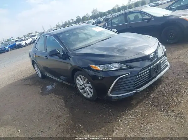 4T1C11AK9PU128591 2023 TOYOTA CAMRY - Image 1