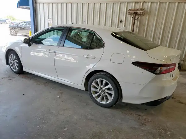 4T1C11AK9PU158030 2023 TOYOTA CAMRY - Image 2