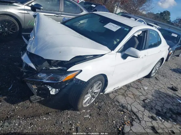 4T1C11AK9PU167732 2023 TOYOTA CAMRY - Image 2