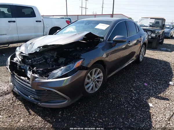 4T1C11AK9PU723943 2023 TOYOTA CAMRY - Image 2
