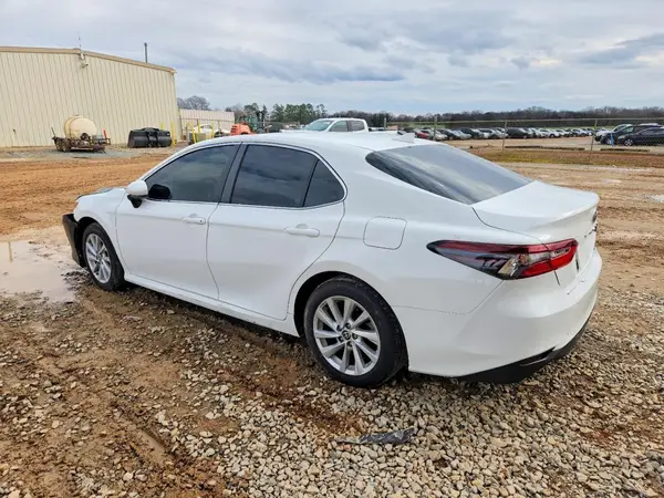 4T1C11AK9PU725532 2023 TOYOTA CAMRY - Image 2