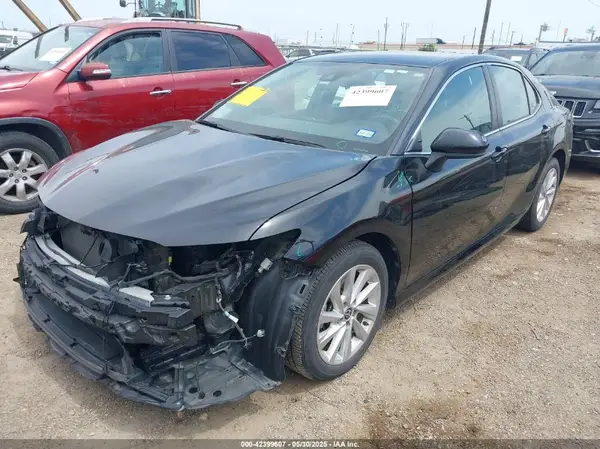 4T1C11AK9PU739771 2023 TOYOTA CAMRY - Image 2