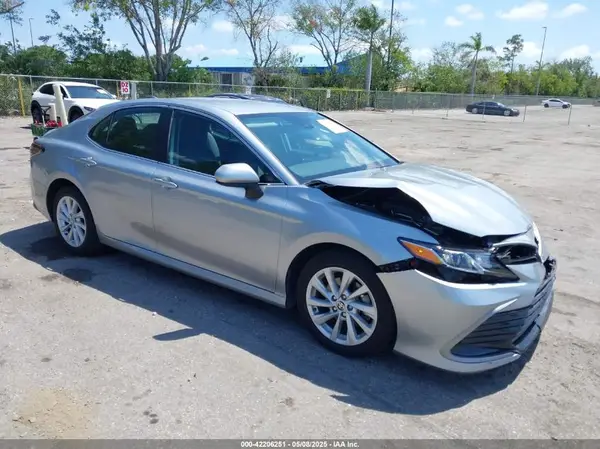 4T1C11AK9PU746395 2023 TOYOTA CAMRY - Image 1