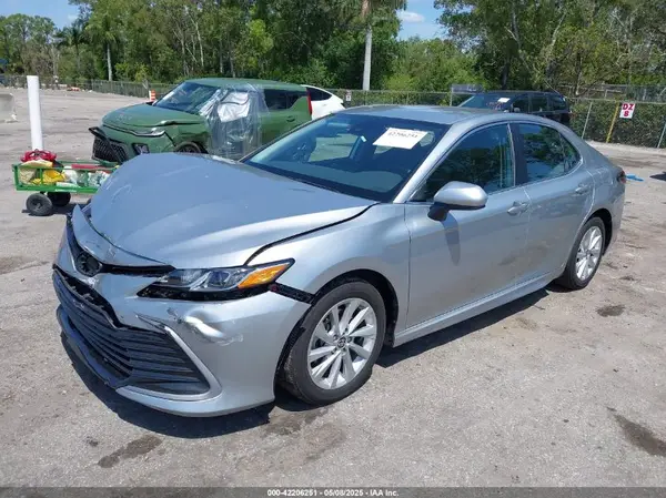 4T1C11AK9PU746395 2023 TOYOTA CAMRY - Image 2