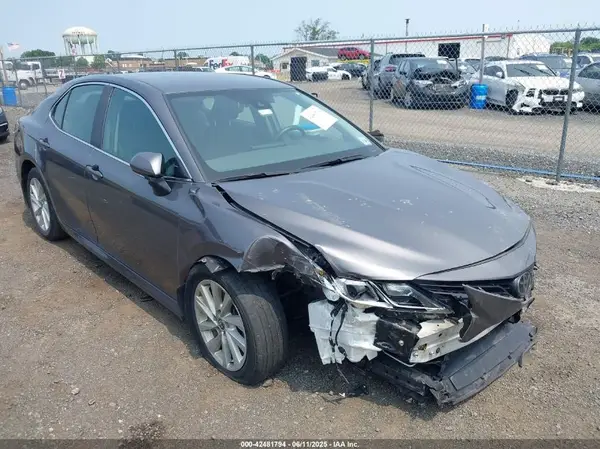 4T1C11AK9PU760670 2023 TOYOTA CAMRY - Image 1