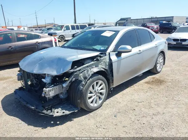 4T1C11AK9PU795225 2023 TOYOTA CAMRY - Image 2