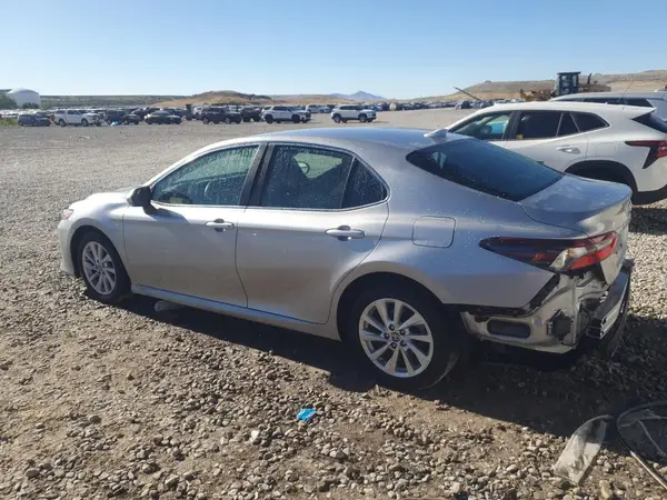 4T1C11AK9PU803727 2023 TOYOTA CAMRY - Image 2