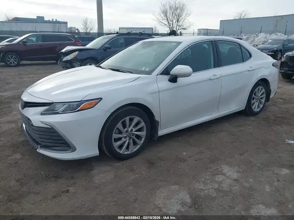 4T1C11AK9PU812802 2023 TOYOTA CAMRY - Image 2