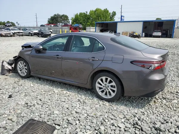 4T1C11AK9PU823069 2023 TOYOTA CAMRY - Image 2