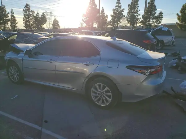 4T1C11AK9PU826120 2023 TOYOTA CAMRY - Image 2
