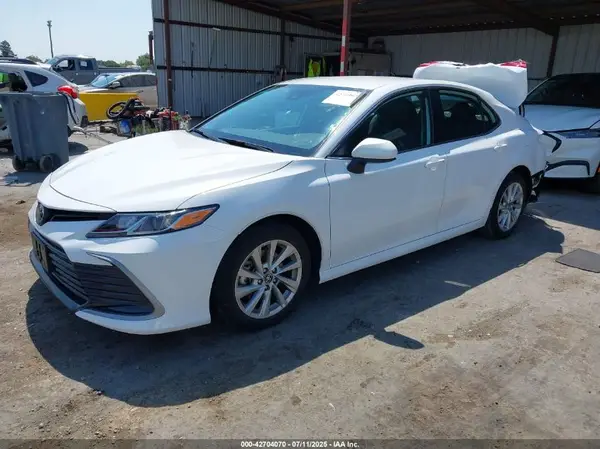 4T1C11AK9PU830541 2023 TOYOTA CAMRY - Image 2