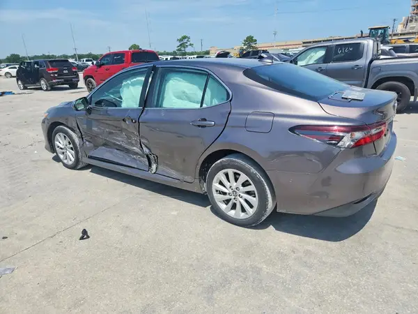 4T1C11AK9PU832080 2023 TOYOTA CAMRY - Image 2