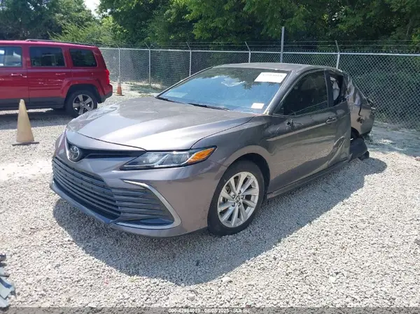 4T1C11AK9RU190186 2024 TOYOTA CAMRY - Image 2