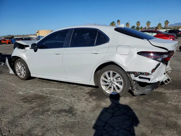 4T1C11AK9RU195498 2024 TOYOTA CAMRY - Image 2