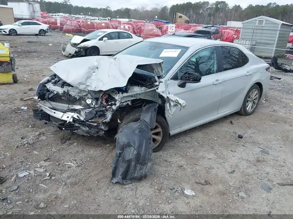 4T1C11AK9RU204765 2024 TOYOTA CAMRY - Image 2
