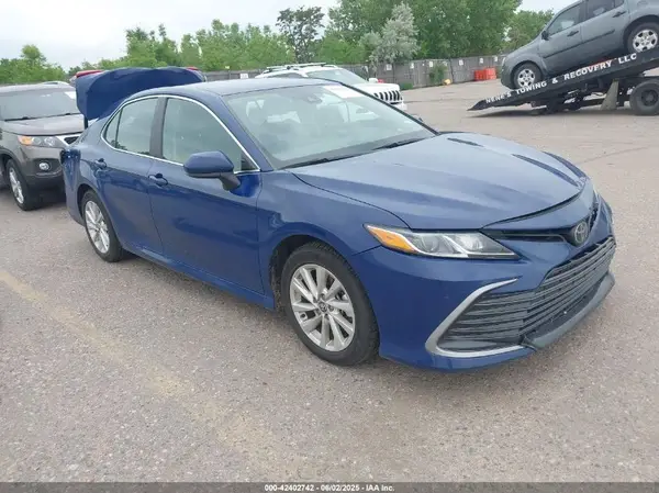 4T1C11AK9RU209755 2024 TOYOTA CAMRY - Image 1