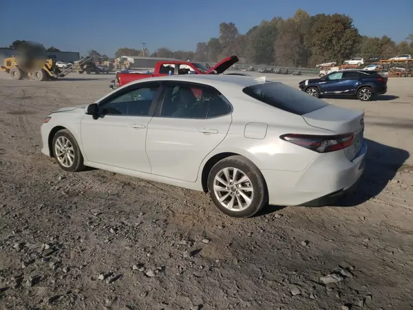 4T1C11AK9RU220464 2024 TOYOTA CAMRY - Image 2