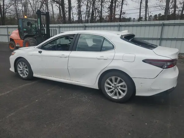 4T1C11AK9RU223221 2024 TOYOTA CAMRY - Image 2