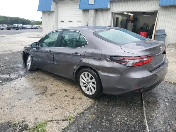 4T1C11AK9RU225082 2024 TOYOTA CAMRY - Image 2