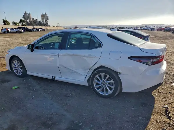 4T1C11AK9RU225289 2024 TOYOTA CAMRY - Image 2