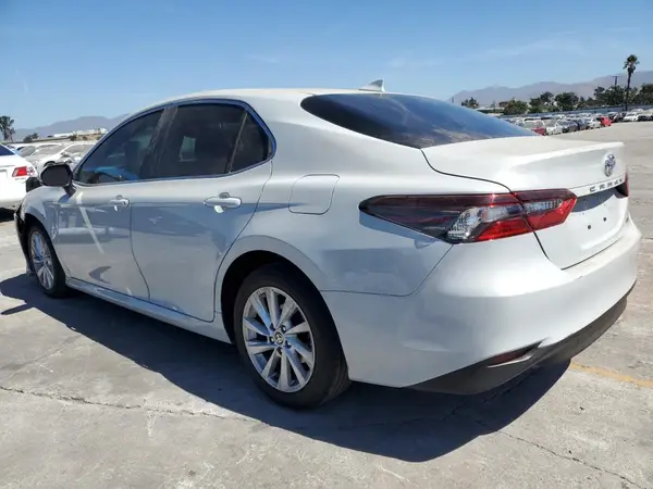 4T1C11AK9RU225650 2024 TOYOTA CAMRY - Image 2