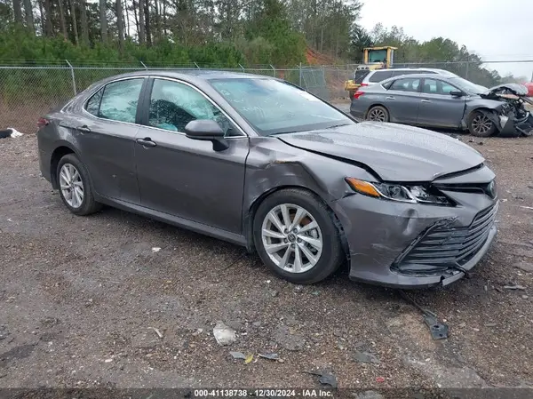 4T1C11AK9RU234302 2024 TOYOTA CAMRY - Image 1