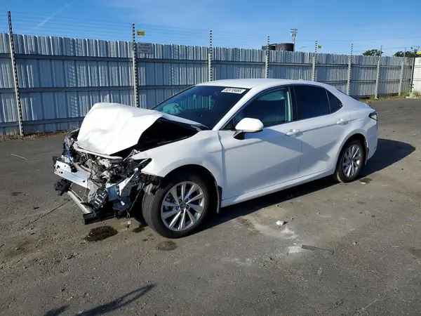4T1C11AK9RU249964 2024 TOYOTA CAMRY - Image 1