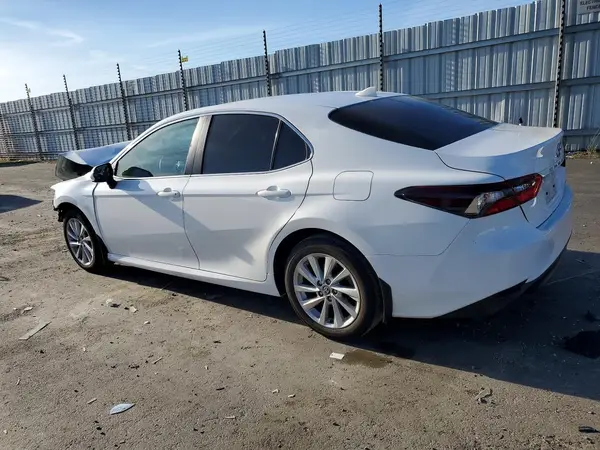 4T1C11AK9RU249964 2024 TOYOTA CAMRY - Image 2