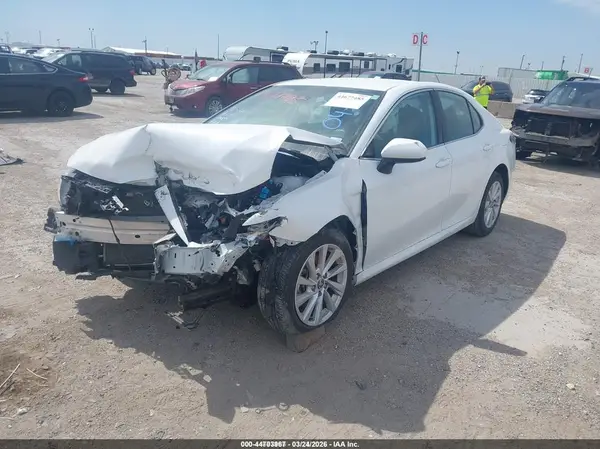 4T1C11AK9RU856379 2024 TOYOTA CAMRY - Image 2