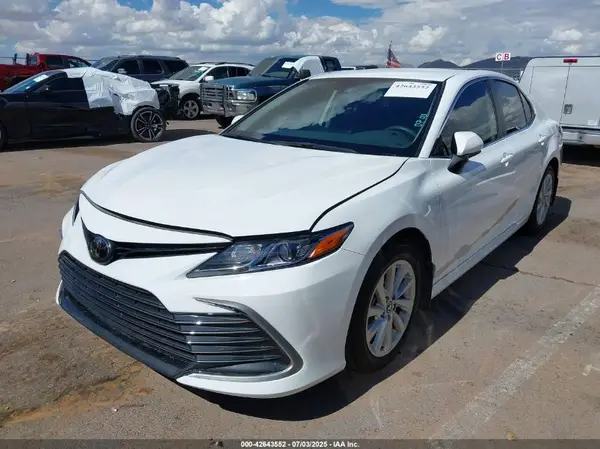 4T1C11AK9RU856799 2024 TOYOTA CAMRY - Image 2