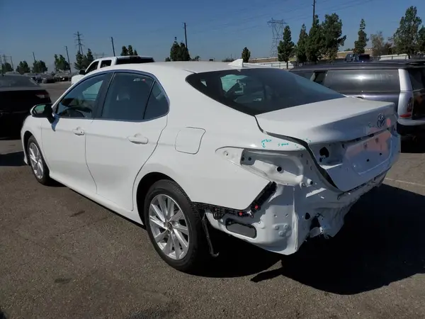 4T1C11AK9RU867575 2024 TOYOTA CAMRY - Image 2