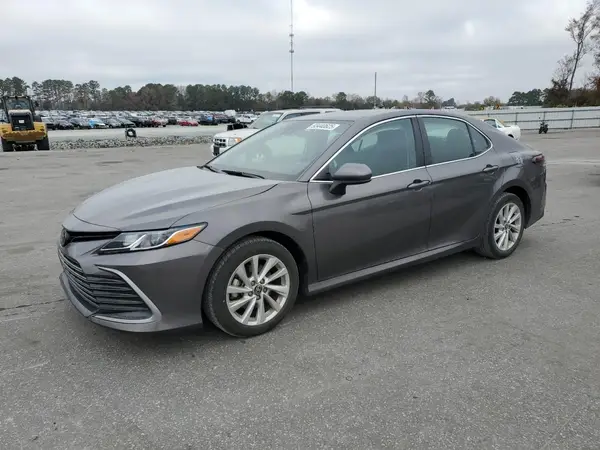 4T1C11AK9RU877426 2024 TOYOTA CAMRY - Image 1