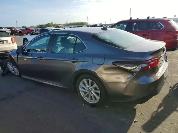 4T1C11AK9RU886496 2024 TOYOTA CAMRY - Image 2