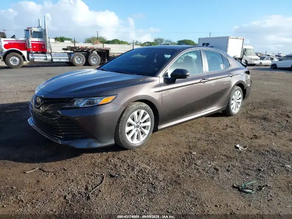 4T1C11AKXLU327241 2020 TOYOTA CAMRY - Image 2