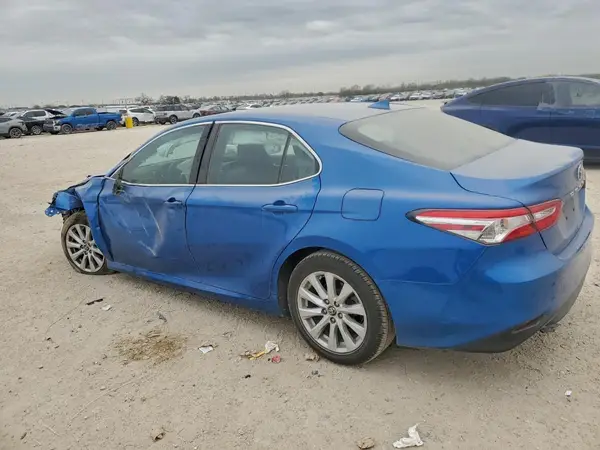 4T1C11AKXLU329541 2020 TOYOTA CAMRY - Image 2