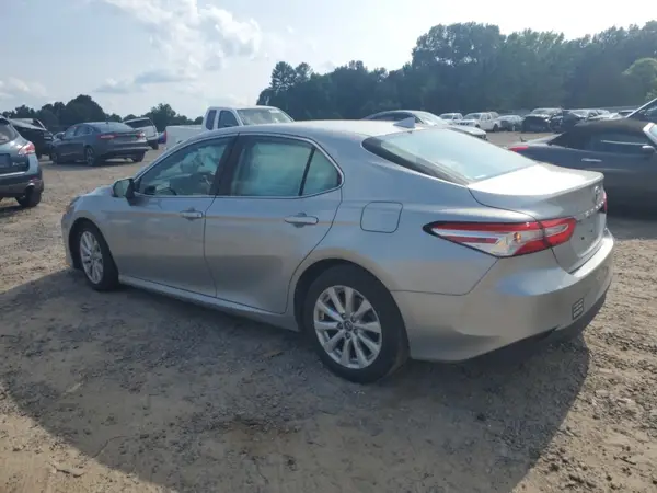 4T1C11AKXLU343973 2020 TOYOTA CAMRY - Image 2