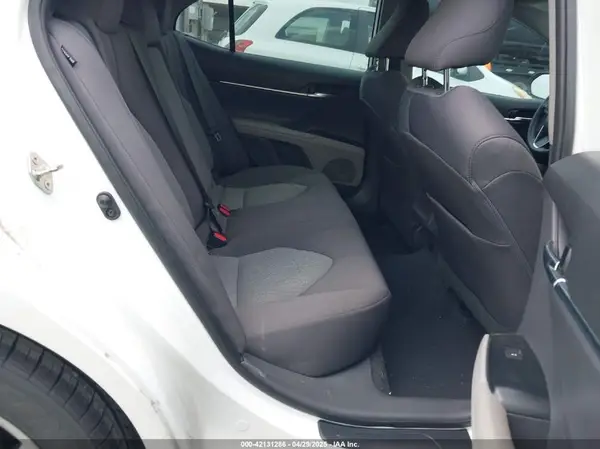 4T1C11AKXLU349076 2020 TOYOTA CAMRY - Image 8
