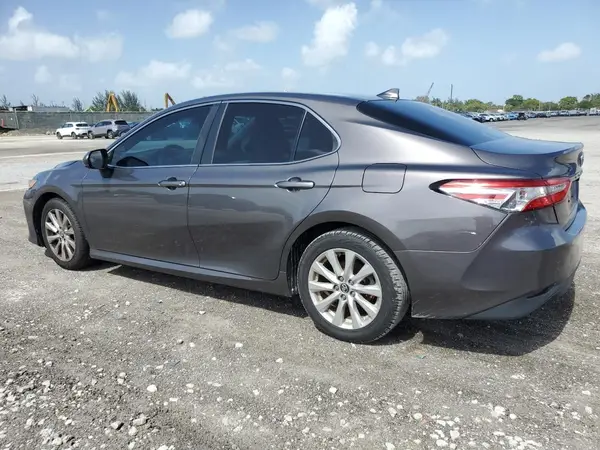 4T1C11AKXLU352673 2020 TOYOTA CAMRY - Image 2