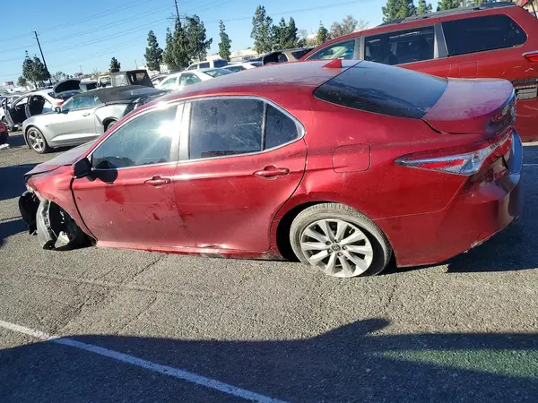 4T1C11AKXLU362068 2020 TOYOTA CAMRY - Image 2