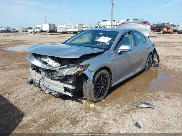 4T1C11AKXLU363821 2020 TOYOTA CAMRY - Image 2