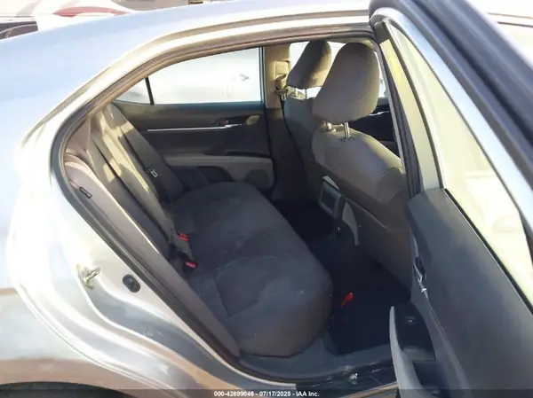 4T1C11AKXLU363821 2020 TOYOTA CAMRY - Image 8