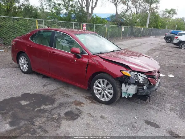 4T1C11AKXLU379582 2020 TOYOTA CAMRY - Image 1