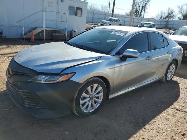 4T1C11AKXLU505990 2020 TOYOTA CAMRY - Image 1