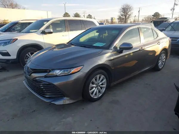 4T1C11AKXLU864661 2020 TOYOTA CAMRY - Image 2