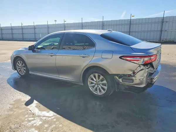 4T1C11AKXLU880665 2020 TOYOTA CAMRY - Image 2
